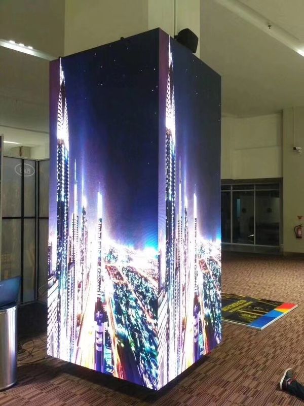 El tipo cuadrado LED del pilar iluminó la pequeña fábrica diagonal video de Shenzhen de la costura de las paredes 1.6m m